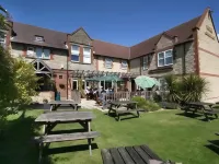 The Bolingbroke Hotel Hotels in Lydiard Tregoze