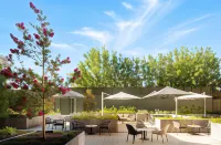 Majestic M Suites Hotels in Prospect