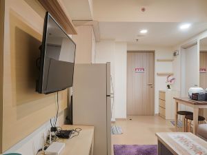 Comfort 1Br with Working Room at Meikarta Apartment