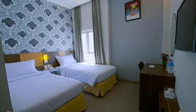 Splash Hotel Hotels near Kebun Alpokat Bang Dimas