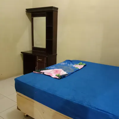 Villa Mutiara Asri by Dinda No. 18G Hôtels à : Sempajaya