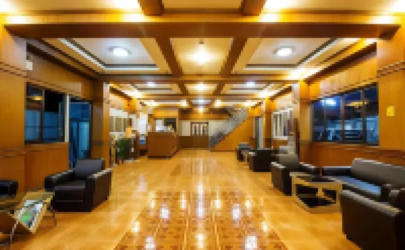 โรงแรมบีทู ไนท์บาซาร์ เชียงราย บูติค แอนด์ บัดเจท โรงแรมในเชียงราย