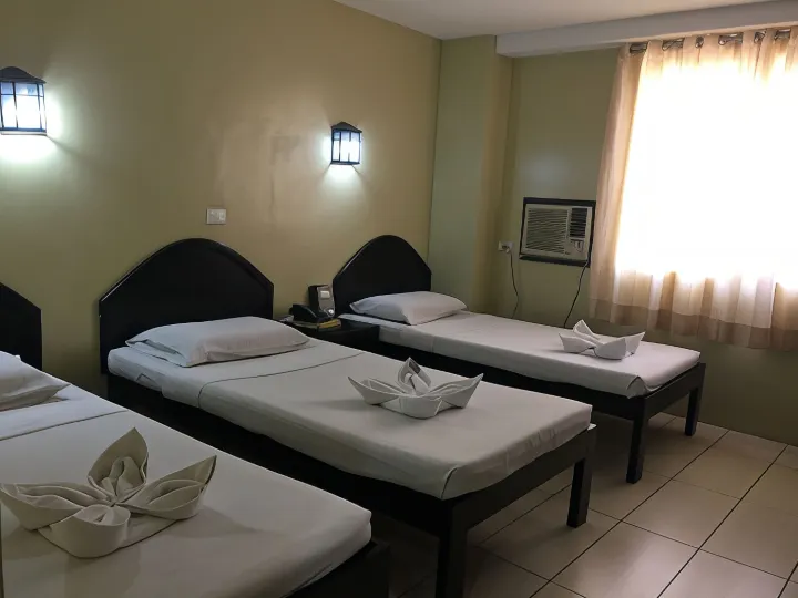 Sampaguita Suites Plaza Garcia