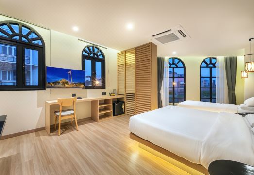 프라 나콘 포시텔