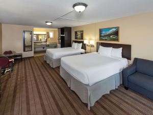 Econo Lodge Inn & Suites