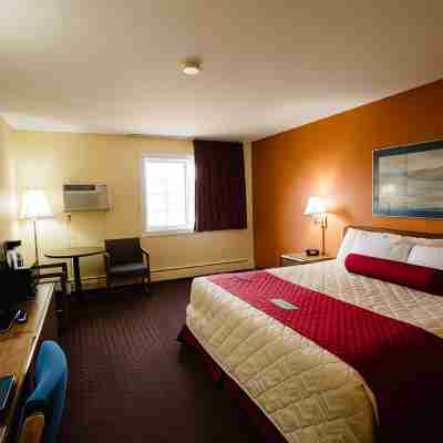 Days Inn by Wyndham Minot Rooms