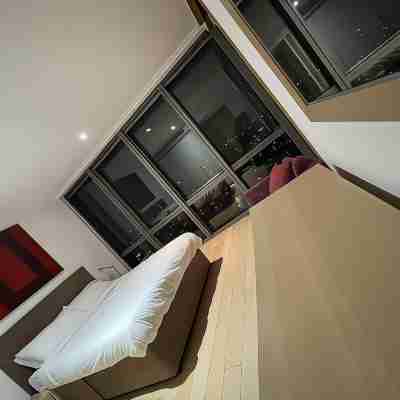 Stunning View 2 Bed Apartment - Canary Wharf City Rooms
