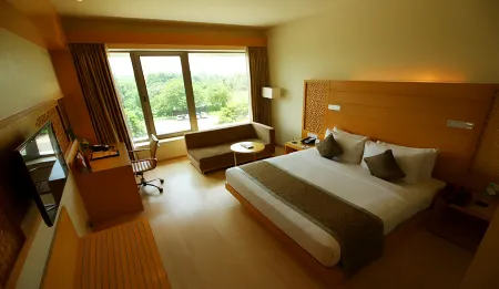 Sayaji Raipur Отели рядом со станцией Raipur Junction Railway Station Bus Stop