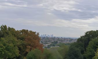 Remarkable 1-Bed Apartment in North London N8