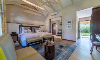 Casterbridge Hollow Boutique Hotel