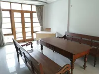 Tiray Homestay Syariah Yogyakarta Mitra RedDoorz