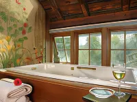 Inn at the Round Barn Farm Hotels in Waitsfield