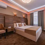 Dragon Hotel & Spa (Дракон)