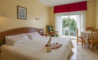 Hotel & Apartamentos Cons da Garda