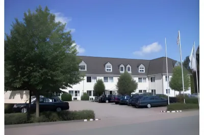 NordWest-Hotel Bad Zwischenahn Отели в г. Вифельштеде