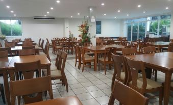 Retreat Resort Pattaya - Housity