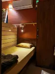 Hostel Lifespace- Twin Bungalow with Pods, Bunks, Private Rooms, CoWork & Cafe