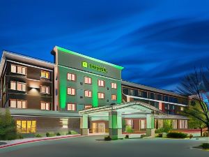 Holiday Inn & Suites Grand Junction-Airport