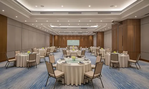 Four Points by Sheraton Surabaya, Tunjungan Plaza