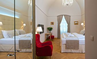 Zamek Ratmerice - Hotel & Resort