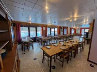 Hotel et Centre de Vacances le Choucas Hotels in Samoens