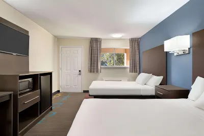 Days Inn by Wyndham Lawton
