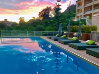 Hôtel et Résidence Costa Rossa Hotels in Ота