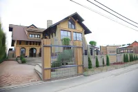 Garni Hotel Chicha - Winery ŠKRBIĆ Hotels near Park Prisajedinjenja