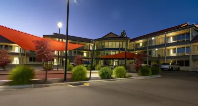 Regal Palms Resort Hotels in Rotorua