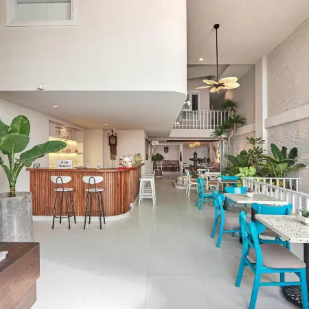 Shin Sam Boutique Hotel Отели рядом с достопримечательностью «Пляж Бэк»