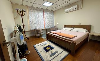 Fang Ju Backpackers