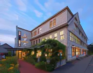 Holiday Inn Express & Suites White River Junction Hotels in Woodstock
