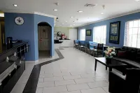 Ranger Inn & Suites - Pool
