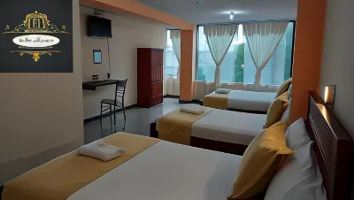 Hotel Miraflores Hotels near Lineal la Victoria Park