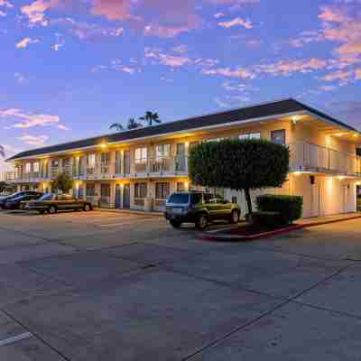 Motel 6 Temecula, CA - Historic Old Town Hotel Exterior