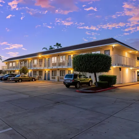 Motel 6 Temecula, CA - Historic Old Town