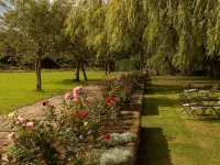 Cherbridge Lodges - Riverside Lodges, Short Lets (Business or Holidays) - 2-Star