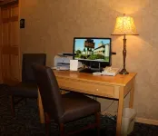 Budget Host Inn & Suites Hotels in Sankt Ignace
