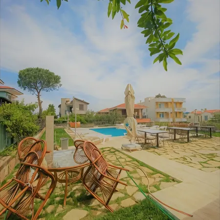 Cunda Kordon Otel