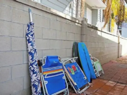 Surfside Cottage - 200 ft from the Sand