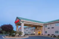 Ramada by Wyndham Strasburg/Shenandoah Valley Các khách sạn gần Woodstock Museum