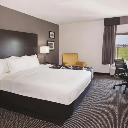 La Quinta Inn & Suites by Wyndham Charleston Riverview