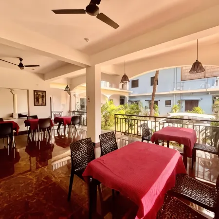 Morjim Sunset Hotel