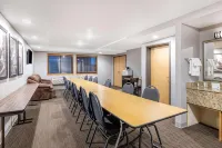 AmericInn by Wyndham Dickinson Hotels in Dickinson
