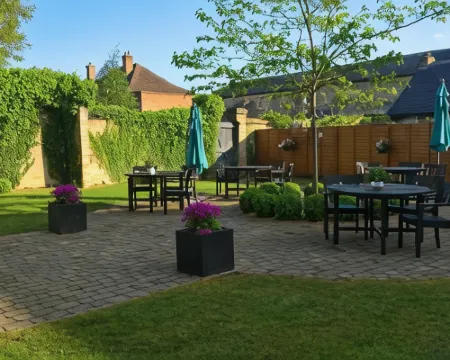 Poets House Hotels in Ely