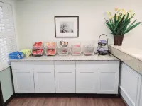 Best Price Motel & Suites - breakfast
