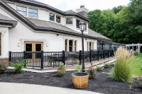 Chateau Merrimack Resort & Spa Hotels in North Chelmsford
