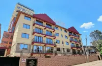 Lantern Serviced Apartments