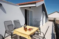 Apartments Roza