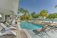 Villas at Coco de Playa - Kolam Renang